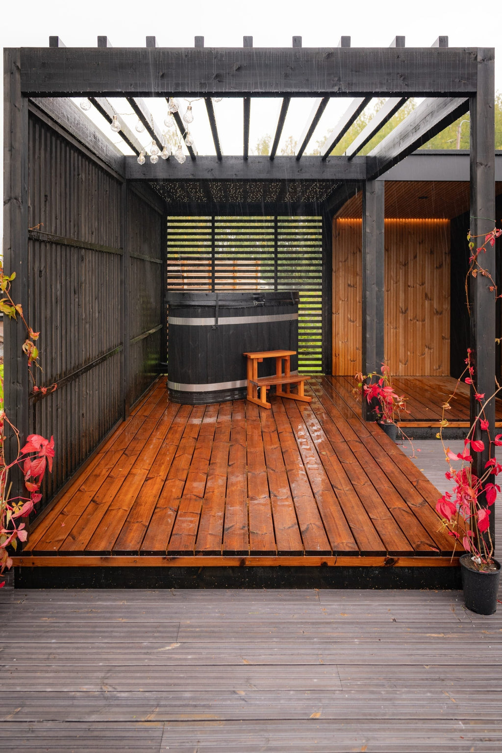 Thermasol Nordic Misty Pergola