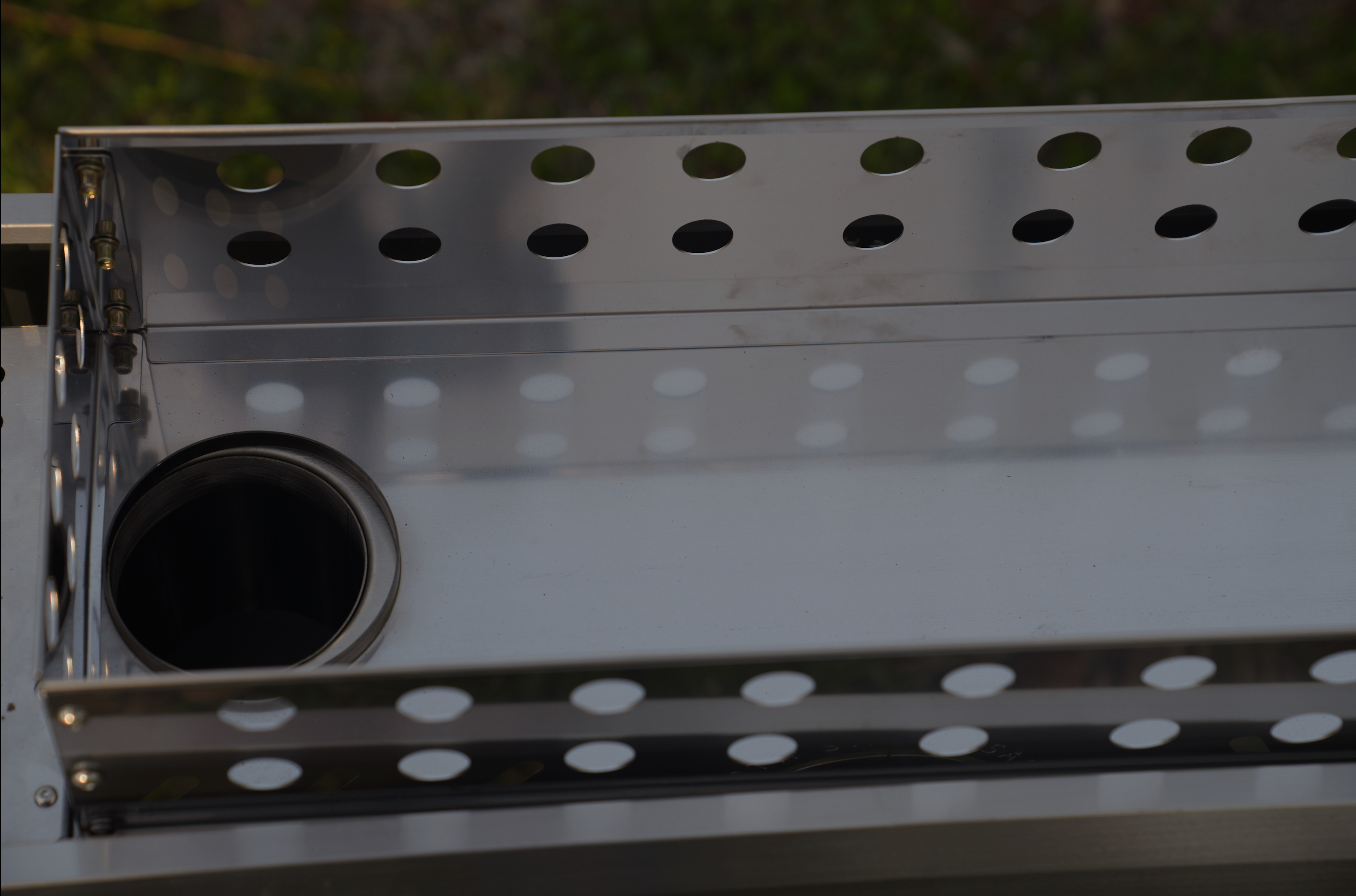 North Shore Sauna Stove Rock Basket – Maximize Steam and Relaxation
